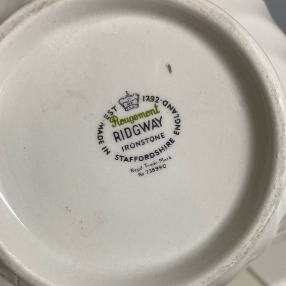 Ridgway Ironstone England Rose Creamer and Sugar Cup - Picture 8 of 10